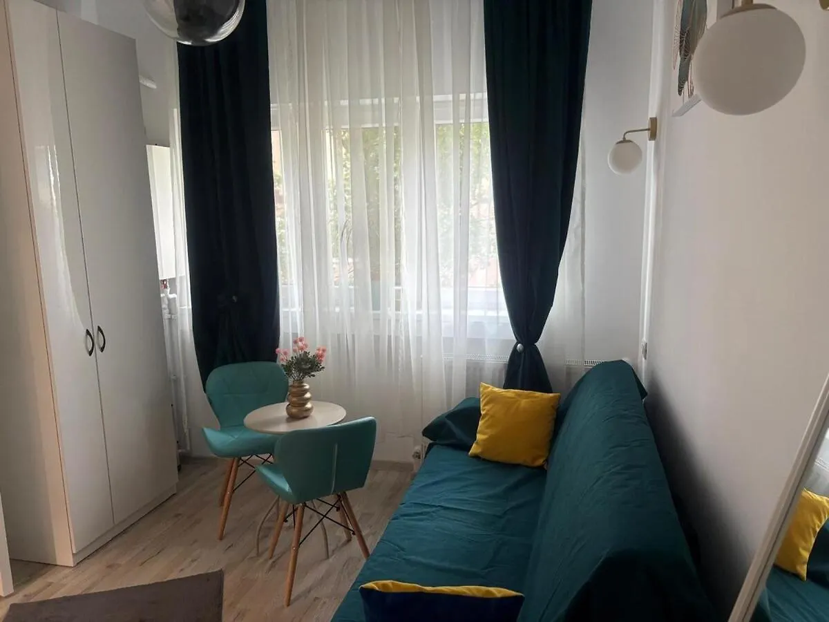 Ylka Studio Victoriei Downtown Bucharest 0*,  Romania