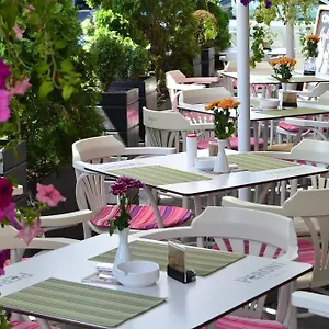Les Jardins Carol Ξενοδοχείο